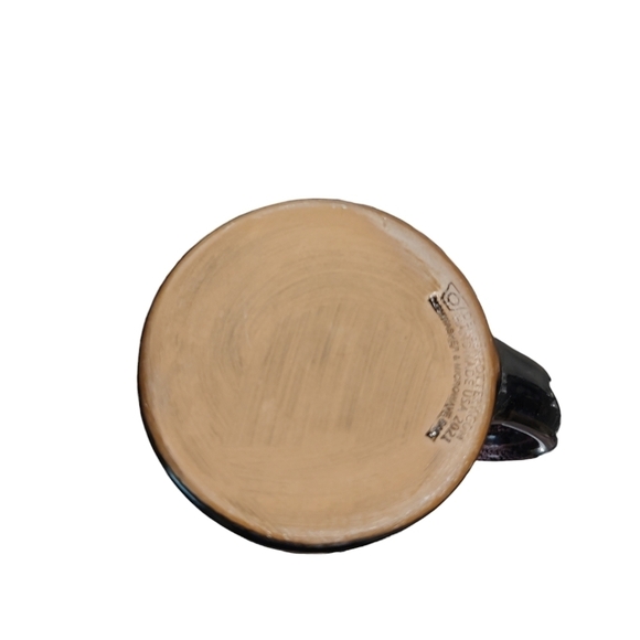 Bones Coffee Red Velvet mug - Picture 4 of 4